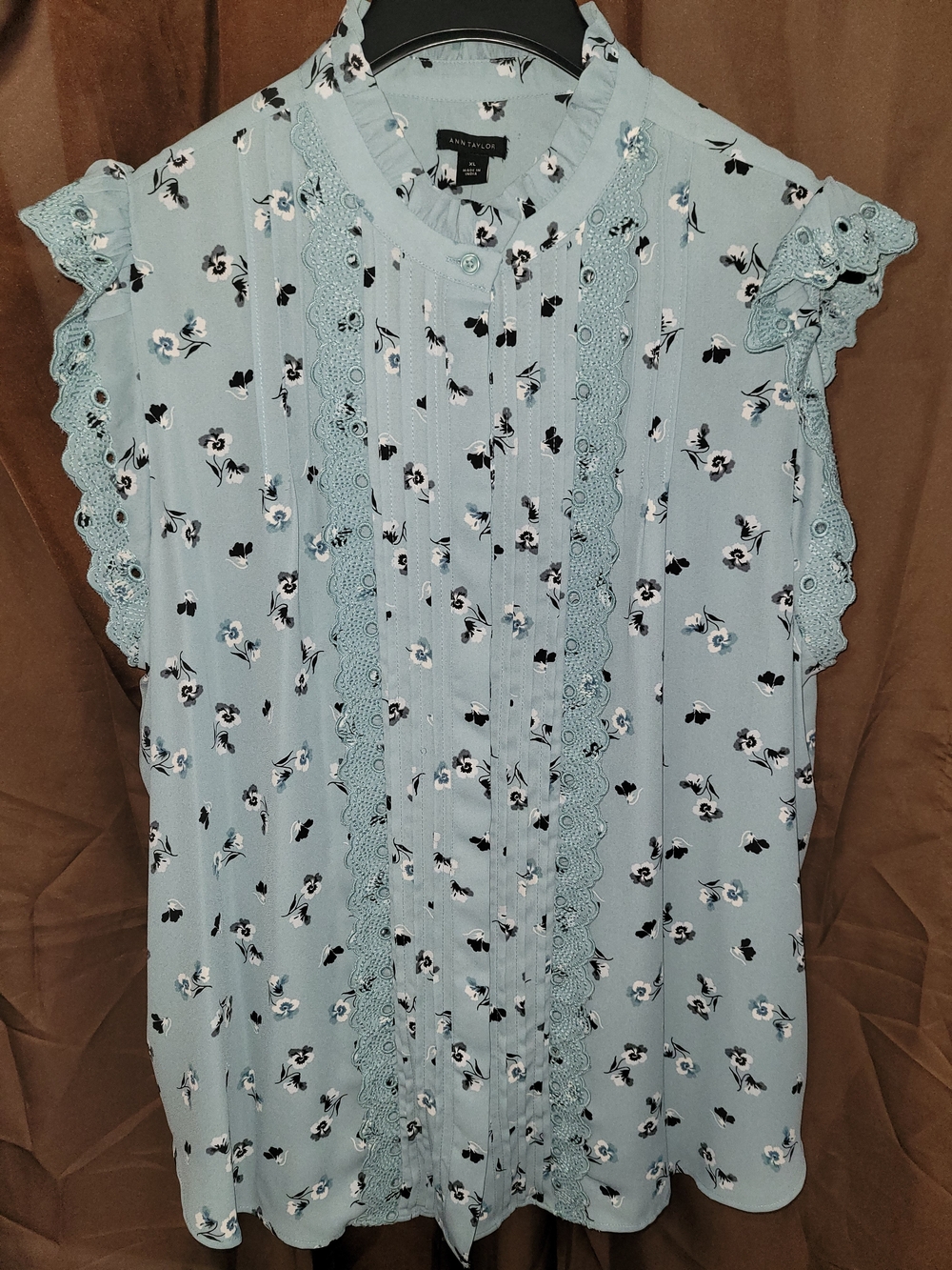 Ann Taylor Pale Blue Floral Lace-Trim Sleeveless Blouse